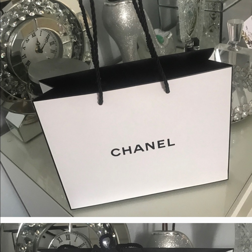 Chanel paper bag